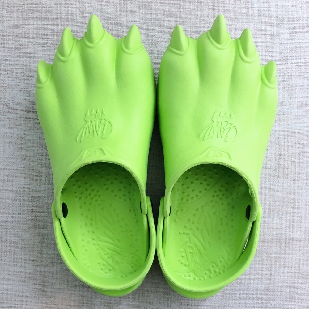 💥50% OFF💥NWOT Clawz Unisex Clogs - Green